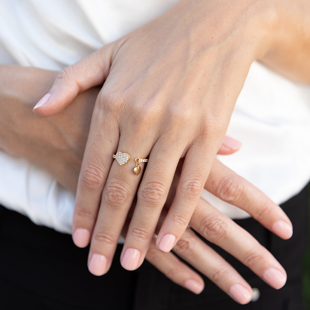 טבעת לב עם אבני זרקוניה