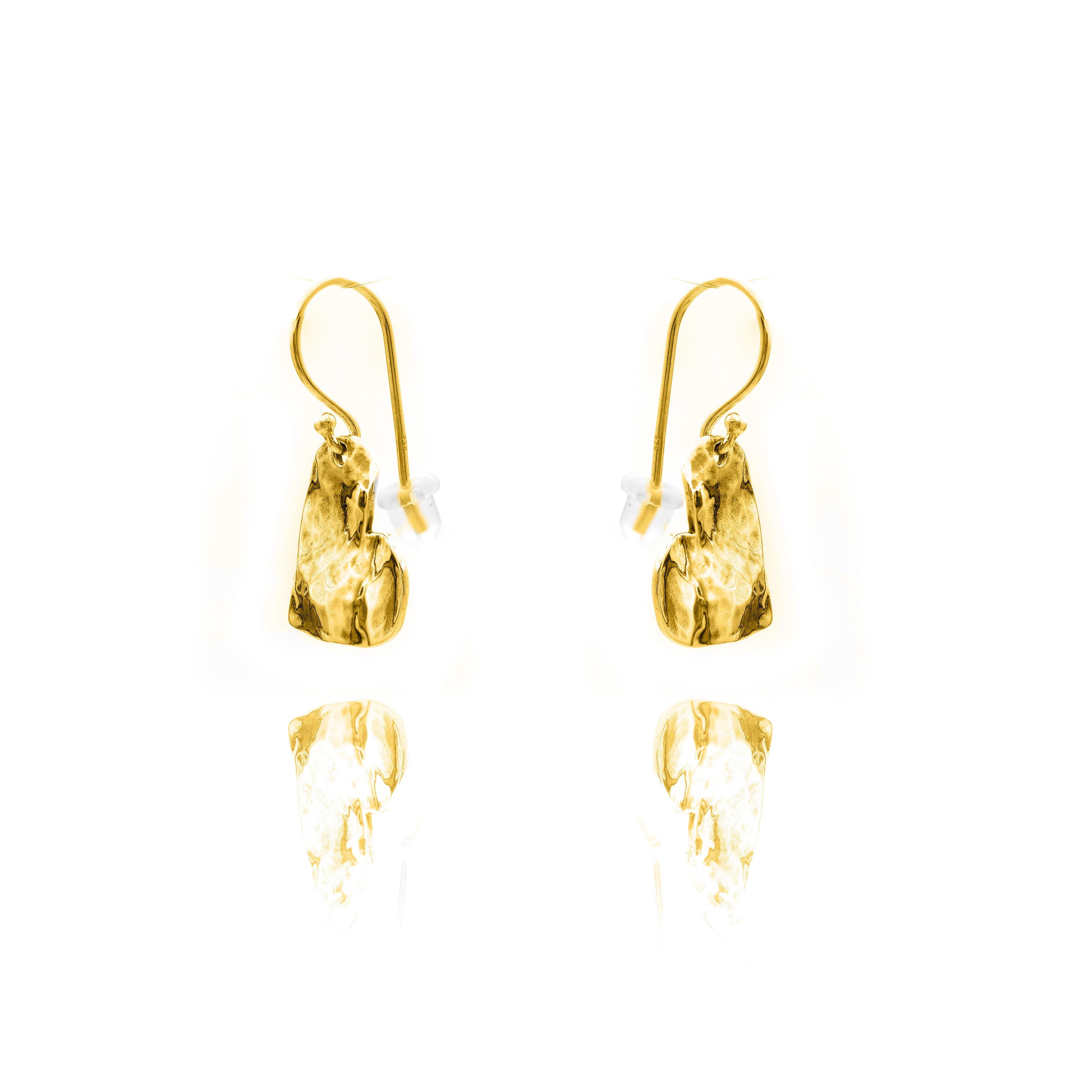 עגילי לב בטקסטורה טבעית